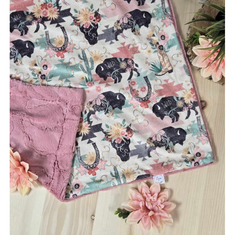 Wild bull - Ready to ship - Blanket - Pink